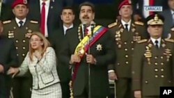 Ông Maduro phát biểu lúc thiết bị không người lái nổ tung hôm 4/8.