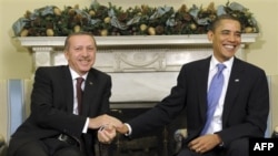 Obama ve Erdoğan Suriye'yi Görüştü