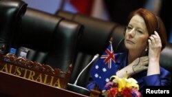 Thủ tướng Úc Julia Gillard tham có mặt tại hội nghị ASEM ngày thứ hai tại Vientiane, Lào, 6/11/2012.