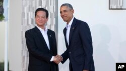 Tổng thống Obama đã nhận lời mời thăm Việt Nam của Thủ tướng Nguyễn Tấn Dũng bên lề hội nghị thượng đỉnh ASEAN - Mỹ tại Sunnylands, bang California, Hoa Kỳ, hồi trung tuần tháng 2.