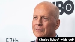 Foto Achiv: Bruce Willis nan gran premye yon film nan Nouyok, Vandredi 11 Oktob 2019.