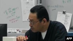 Ông Masao Yoshida, 56 tuổi, Giám đốc nhà máy điện hạt nhân Fukushima, đã phải nhập viện để được chữa trị một chứng bệnh không rõ và sẽ được cho ngưng nhiệm vụ vào thứ Năm này.