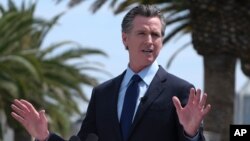 Thống đốc California Gavin Newsom.