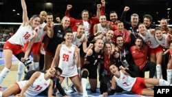 Türkiye Kadın Voleybol Takımı, rakibi Çin'i 3-2 yenerek organizasyon tarihinde ilk kez yarı finale yükseldi.