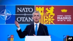 Tổng thư ký NATO Jens Stoltenberg tại họp báo ở Madrid, Tây Ban Nha, 29/6/2022.