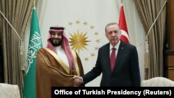 Suudi Arabistan Veliaht Prensi Muhammed bin Selman Ankara'da Cumhurbaşkanı Recep Tayyip Erdoğan'la buluştu.