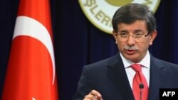 Dışişleri Bakanı Ahmet Davutoğlu Filistin devletinin bağımsızlığının tanınması için Birleşmiş Milletler Genel Kurulu’nda lobi yapacaklarını söyledi