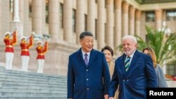 Tổng thống Brazil Luiz Inacio Lula da Silva gặp Chủ tịch Trung Quốc Tập Cận Bình tại Bắc Kinh, ngày 14/4/2023.