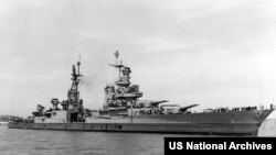 Chiến hạm USS Indianapolis năm 1945.