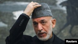 Tổng thống Afghanistan Hamid Karzai phát biểu trong cuộc họp báo tại Kabul, ngày 14/1/2013.