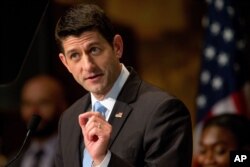 Chủ tịch Hạ viện Paul Ryan đọc diễn văn tại Đại học Georgetown ở thủ đô Washington, ngày 27 tháng 4, 2016.