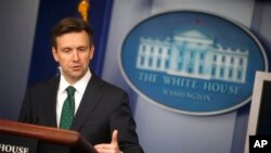 Beyaz Saray Sözcüsü Josh Earnest