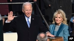 Ông Joe Biden tuyên thệ nhậm chức Tổng thống.