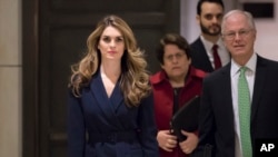 Giám đốc truyền thông Tòa Bạch Ốc Hope Hicks.