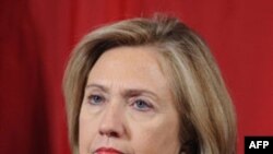 Ngoại trưởng Hoa Kỳ Hillary Clinton nói rằng Trung Quốc không thể ngăn được việc cải tổ dân chủ