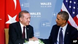 Başkan Obama, en son geçen yıl Galler'deki NATO Zirvesi'nde Cumhurbaşkanı Erdoğan'la bir araya gelmişti.