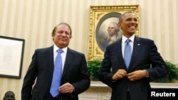 Tổng thống Mỹ Barack Obama gặp Thủ tướng Nawaz Sharif của Pakistan tại Phòng Bầu dục Tòa Bạch Ốc, ngày 23/10/2013. 