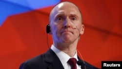 Tu liệu - Carter Page, cựu cố vấn chính sách đối ngoại cho chiến dịch tranh cử tổng thống của Donald Trump, trong một buổi thuyết trình ở Moscow, ngày 12 tháng 12, 2016