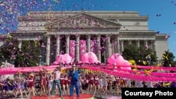 Cuộc Diễu hành Lễ hội Hoa Anh đào Quốc gia ở Washington (Nguồn: National Cherry Blossom Festival)