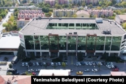 Yenimahalle belediye binası