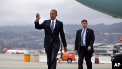 Tổng thống Barack Obama tại sân bay Quốc tế San Francisco.