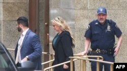 Stormy Daniels’ın şu ana kadarki çapraz sorgusu yaklaşık 6 saati aşkın bir süreyi buldu. 