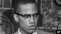 Malcolm X phát biểu tại New York, ngày 12/3/1964.