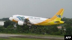 Chiếc Airbus của hãng Cebu Pacific đang đáp xuống sân bay ở thành phố Tagbilaran, Philippines