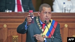 Tổng thống Venezuela Hugo Chavez đã ra lệnh đóng cửa lãnh sự quán ở Miami, một phần của cuộc tranh chấp ngoại giao giữa Hoa Kỳ và Venezuela