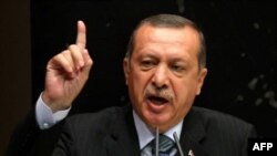 Ông Erdogan cho rằng cuộc bầu cử này là một cuộc trưng cầu dân ý về sự cai trị của ông.
