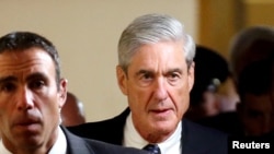 Công tố viên Đặc biệt Hoa Kỳ Robert Mueller cũng nói với các luật sư của Tổng thống Trump rằng ông đang chuẩn bị một bản báo cáo về các hành động của ông Trump trong khi tại nhiệm và về việc có thể là cản trở công lý.