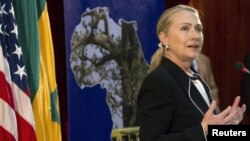 Ngoại trưởng Mỹ Hillary Clinton phát biểu tại trường đại học Dakar, Senegal 01/08/2012