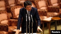 Thủ tướng Nhật Bản Shinzo Abe trả lời thẩm vấn tại buổi họp quốc hội ở Tokyo ngày 19/3/2018.