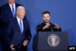 Biden Ukrayna Cumhurbaşkanı Zelenski'yi tanıtırken yanlışlıkla "Başkan Putin" ifadesini kullandı