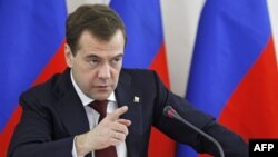 Tổng thống Medvedev nói ông không thể loại bỏ việc tranh cử Tổng thống một lần nữa