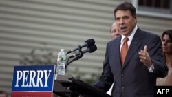 Thống đốc bang Texas Rick Perry đi vận động ở Greenland, 13/8/2011