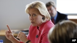 Thượng nghị sĩ Mary Landrieu dẫn đầu một phái đoàn sang thăm Việt Nam từ ngày 19/2-21/2