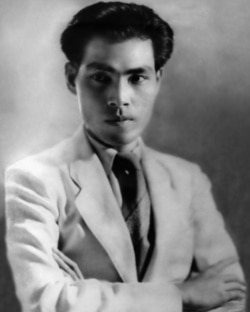 Hoàng Đạo (1907-1948). [*Năm sinh đúng cùa Hoàng Đạo là 1907 tức năm Đinh Mùi nhưng khai sinh ghi 1906]