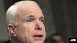 Đảng viên Cộng hòa hàng đầu John McCain nói Tổng thống Obama đã biện bạch rất vững vàng cho việc Hoa Kỳ can dự tại Libya