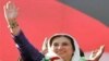 Pakistan bắt 2 cảnh sát để điều tra về vụ ám sát bà Benazir Bhutto