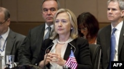 Ngoại trưởng Hoa Kỳ Hillary Rodham Clinton tham dự Hội nghị Bộ trưởng ASEAN tại Indonesia, ngày 22 tháng 7, 2011