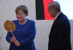 Almanya Başbakanı Angela Merkel ve Cumhurbaşkanı Recep Tayyip Erdoğan