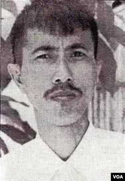 Nhà báo Nguiễn-Ngu-Í.