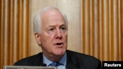 Foto Achiv: Senatè John Cornyn, yon Repibliken ki reprezante eta Texas nan Sena Etazini.