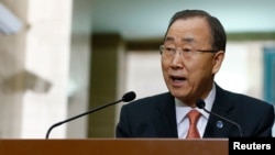 Ông Ban Ki Moon, người Hàn Quốc, đã bày tỏ sự thông cảm đối với các nạn nhân nhưng ông tán dương thoả thuận Nhật-Hàn khi thoả thuận này được loan báo hồi tháng 12.