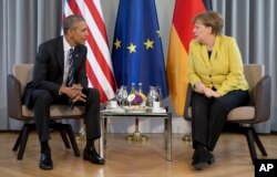 Ông Obama và bà Merkel hội đàm tại Dinh Schloss Herrenhausen ở Hannover, Đức, ngày 24 tháng 4, 2016.