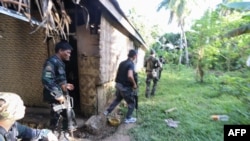 Quân đội vẫn truy tìm các thành viên Abu Sayyaf ở Bohol.