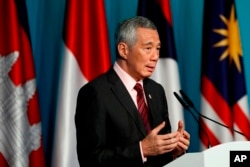 Thủ Tướng Singapore Lee Hsien Loong tại cuộc họp báo trong lễ bế mạc Hội nghị Thượng đỉnh ASEAN ngày 282018, ở Singapore.