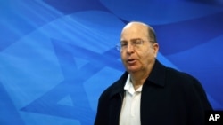 Bộ trưởng Quốc phòng Israel Moshe Ya’alon.