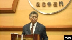 Tổng thư ký ASEAN Surin Pitsuwan